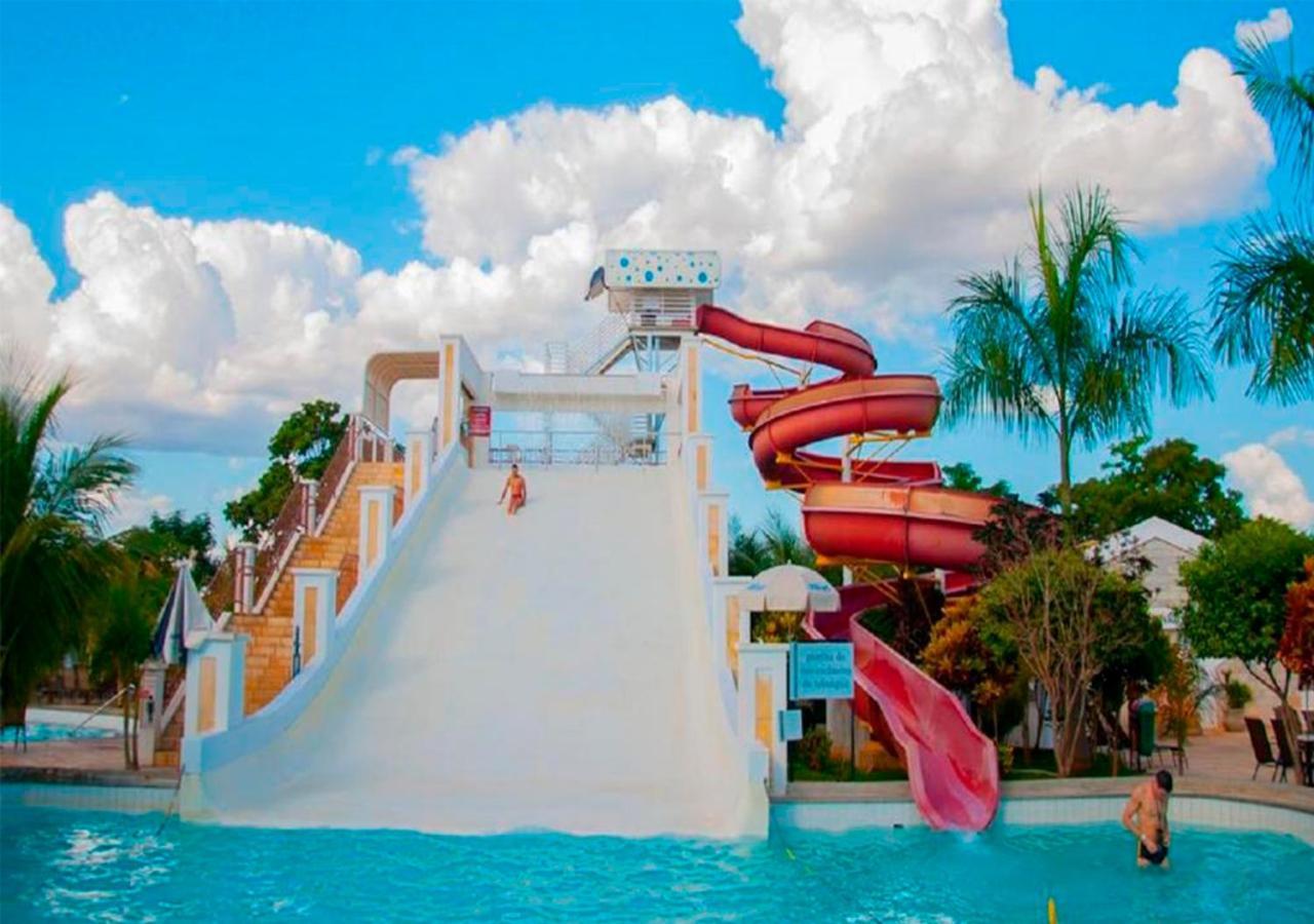 Lacqua diroma apartamento completo com fogão, geladeira, micro-ondas, Piscina 24h, acomoda até 5 pessoas Caldas Novas Esterno foto