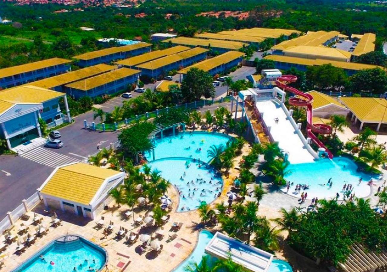 Lacqua diroma apartamento completo com fogão, geladeira, micro-ondas, Piscina 24h, acomoda até 5 pessoas Caldas Novas Esterno foto