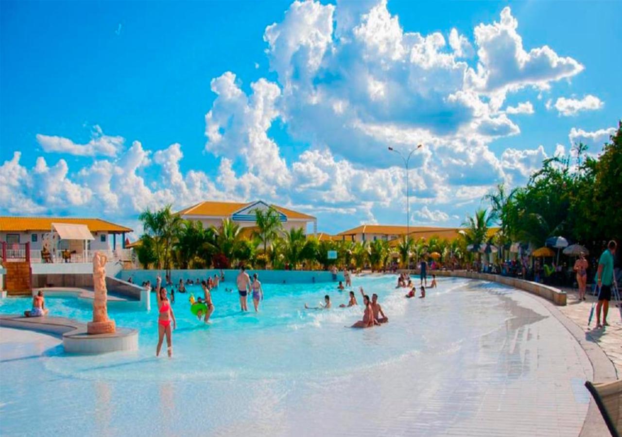 Lacqua diroma apartamento completo com fogão, geladeira, micro-ondas, Piscina 24h, acomoda até 5 pessoas Caldas Novas Esterno foto