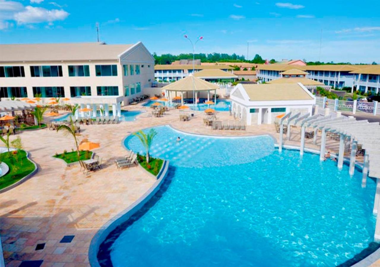 Lacqua diroma apartamento completo com fogão, geladeira, micro-ondas, Piscina 24h, acomoda até 5 pessoas Caldas Novas Esterno foto