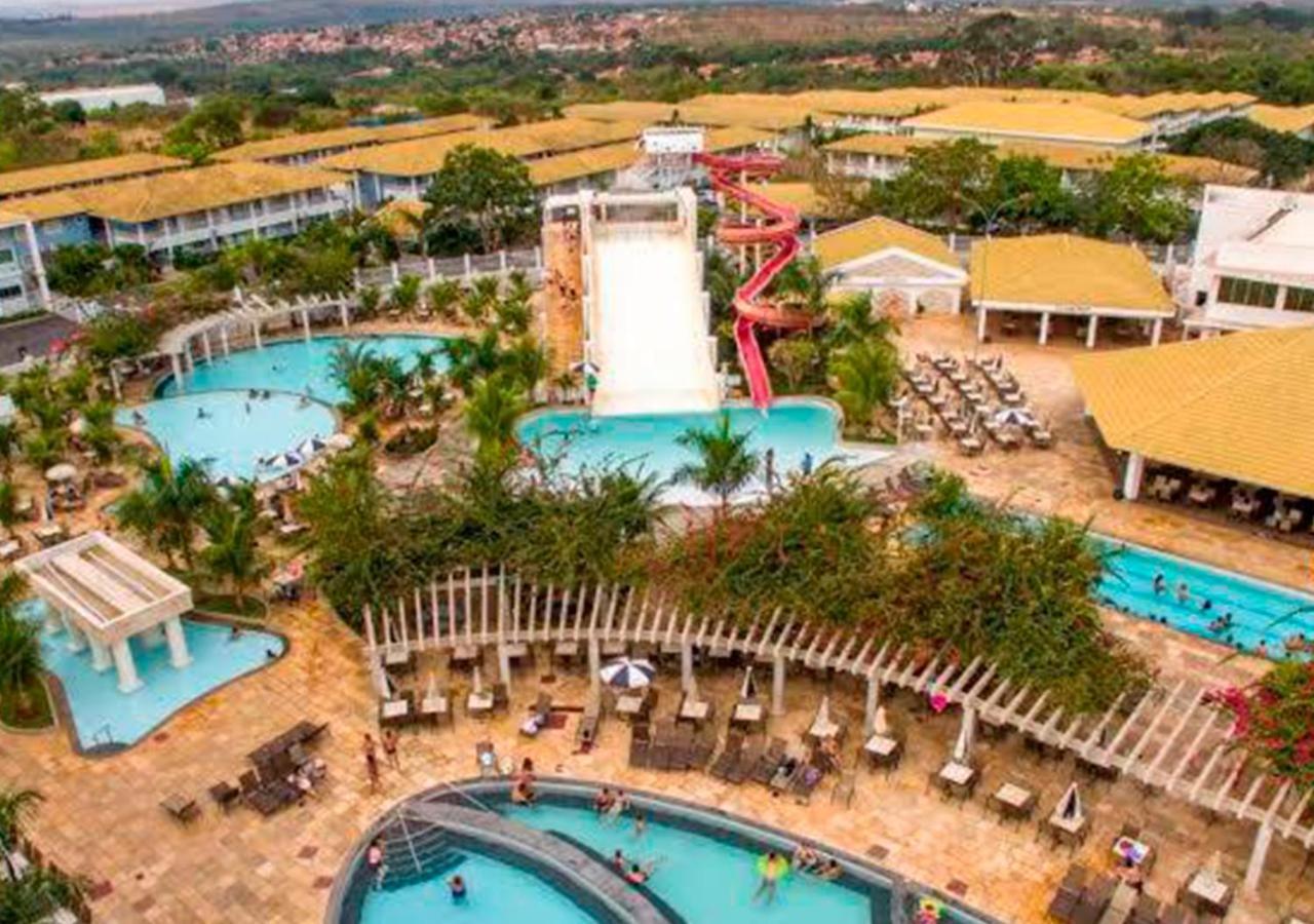 Lacqua diroma apartamento completo com fogão, geladeira, micro-ondas, Piscina 24h, acomoda até 5 pessoas Caldas Novas Esterno foto