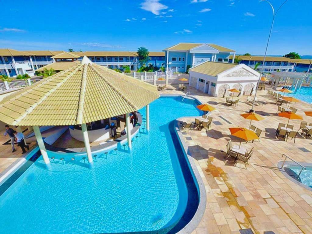 Lacqua diroma apartamento completo com fogão, geladeira, micro-ondas, Piscina 24h, acomoda até 5 pessoas Caldas Novas Esterno foto